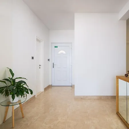 Toma Apartment Podstrana